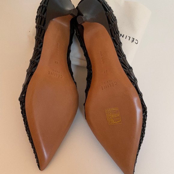 Celine V-Neck - Picture 6 of 6